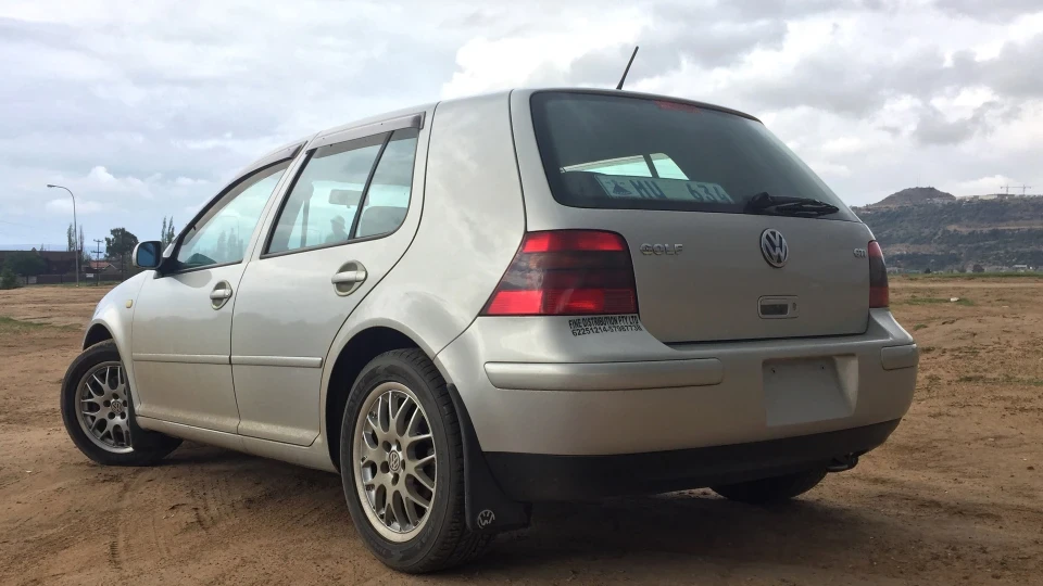 Volkswagen Golf GTI Сірий WOLF 2