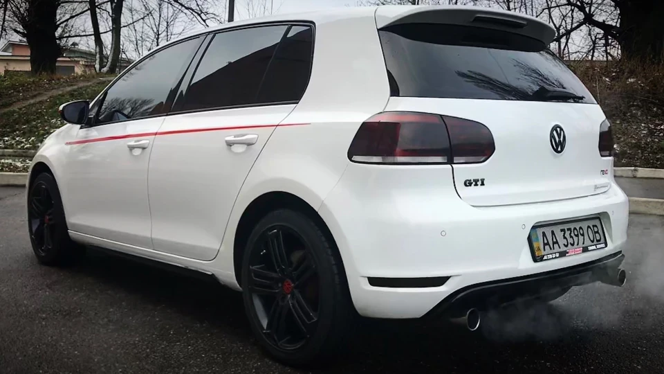 Volkswagen Golf GTI st2 Revo 2
