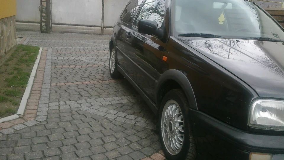 Volkswagen Golf GTI шварц 4