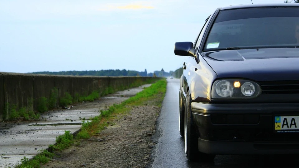 Volkswagen Golf GTI VR_6(turbo-soon) 3