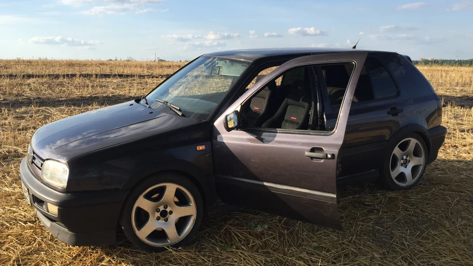 Volkswagen Golf GTI VR6