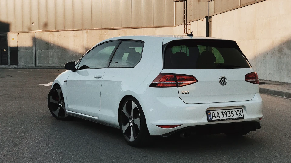 Volkswagen Golf GTI zdraste 3