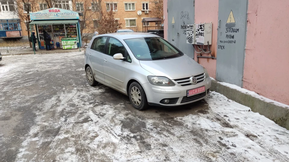 Volkswagen Golf Plus 1.6 BSE 2