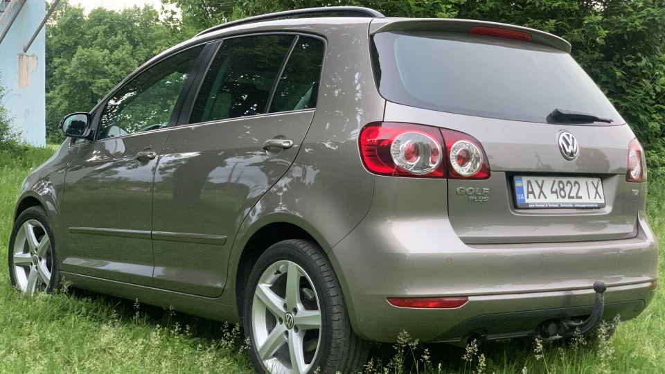 Volkswagen Golf Plus 1.6 TDI KdF Wagen 2