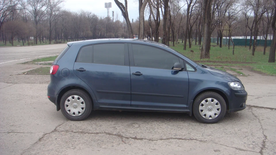 Volkswagen Golf Plus 1.6i 6 tip tron(колишня) 2