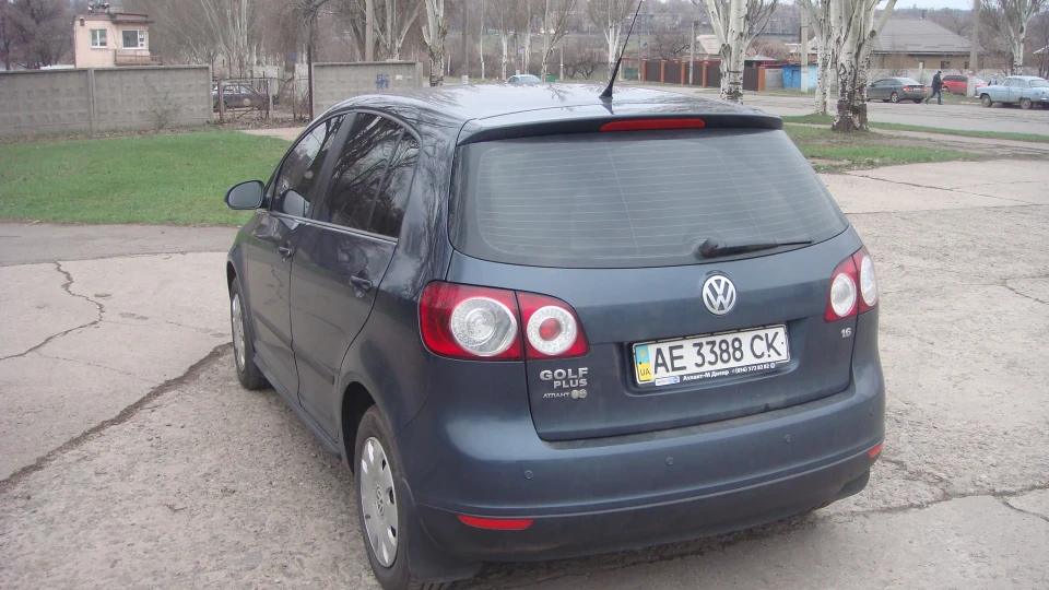 Volkswagen Golf Plus 1.6i 6 tip tron(колишня) 4
