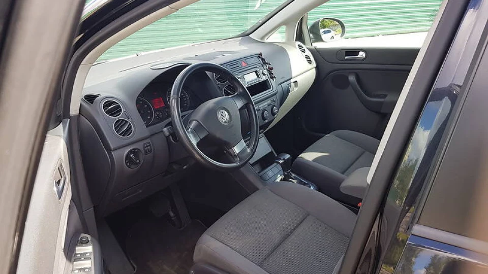 Volkswagen Golf Plus Більш ніж плюс 5