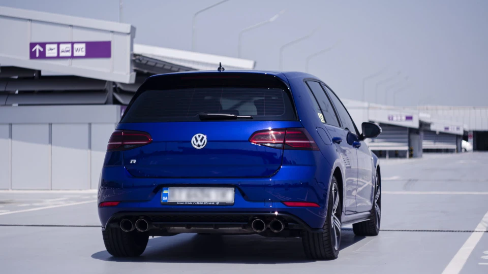 Volkswagen Golf R 4