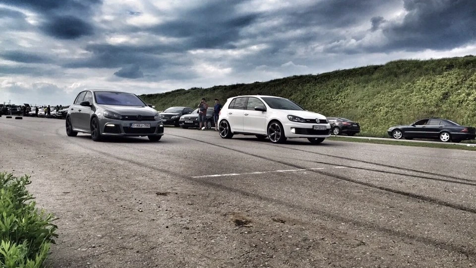 Volkswagen Golf R 5