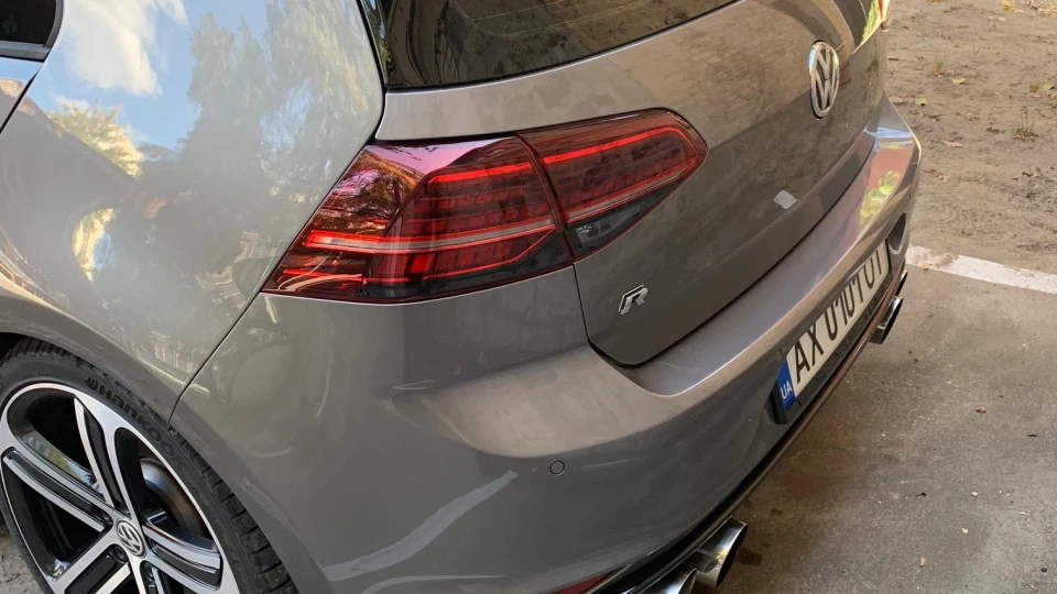 Volkswagen Golf R 4