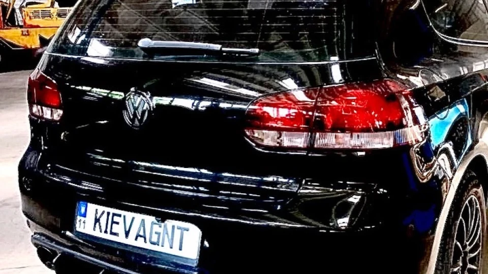 Volkswagen Golf R 2