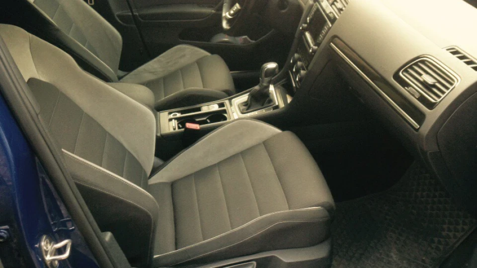 Volkswagen Golf R 2.0 3