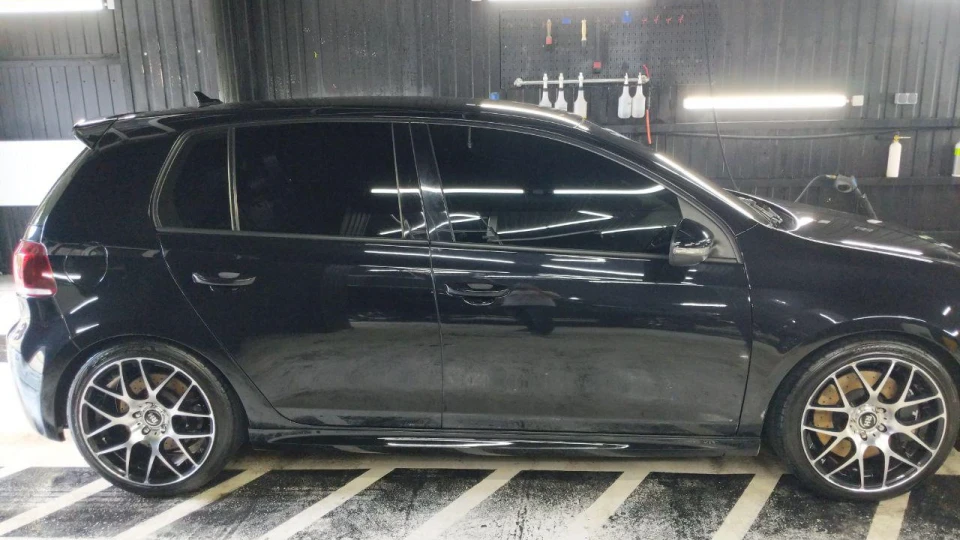Volkswagen Golf R Full black 2