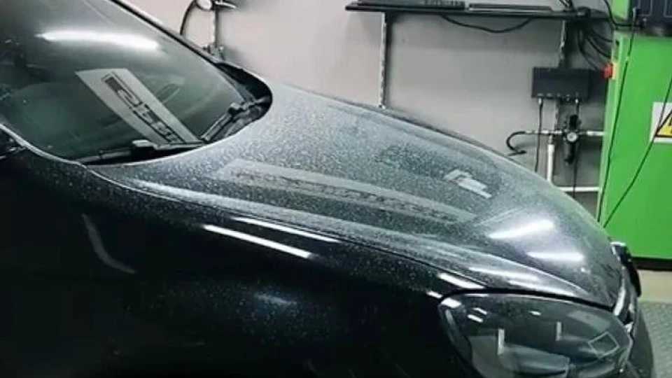 Volkswagen Golf R Full black 4