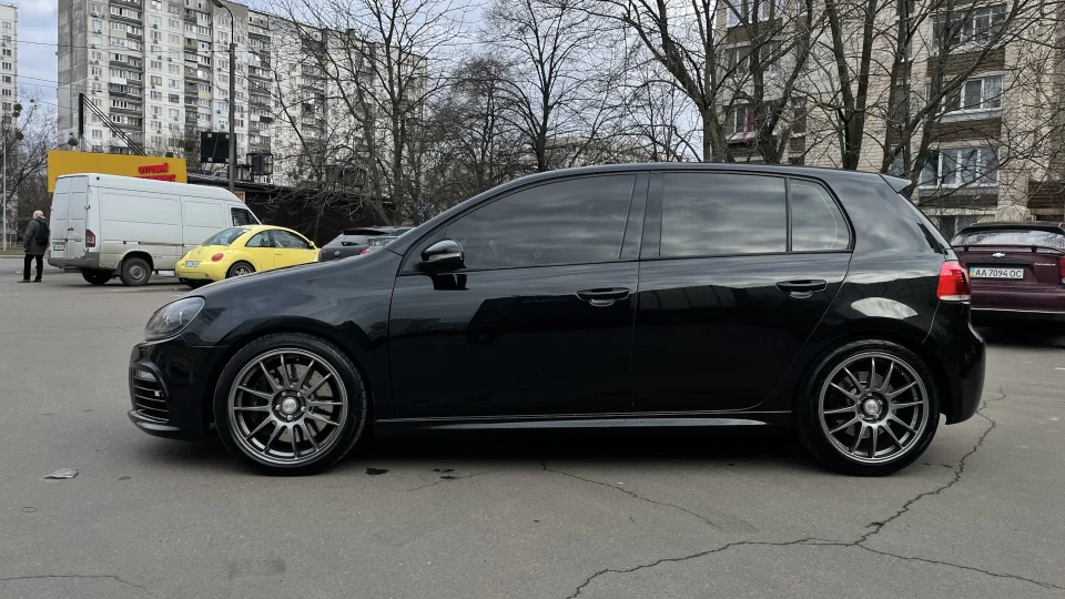 Volkswagen Golf R Гонка 2