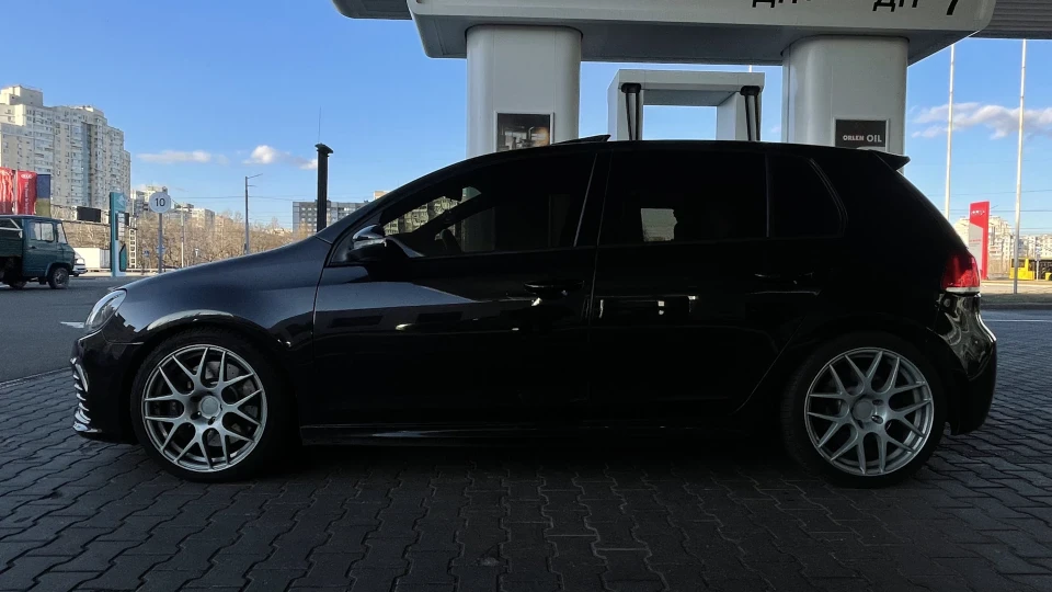 Volkswagen Golf R Гонка 3
