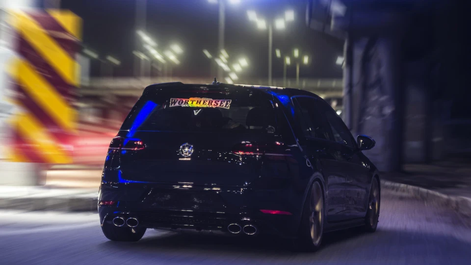 Volkswagen Golf R пітарда 2