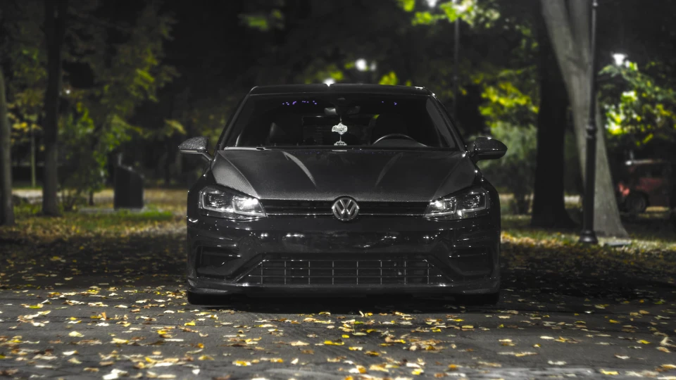 Volkswagen Golf R пітарда 4