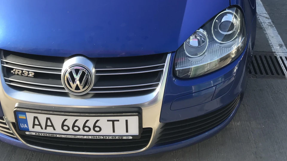 Volkswagen Golf R Ravioli 2