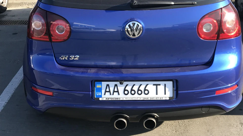 Volkswagen Golf R Ravioli 3