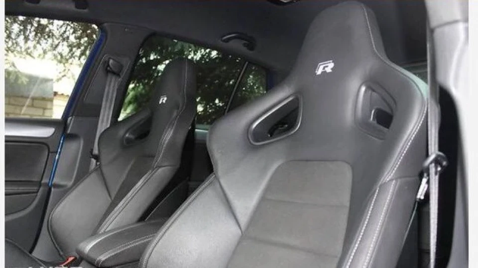 Volkswagen Golf R Синя блискавка 5