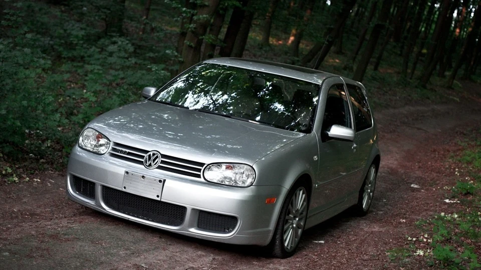 Volkswagen Golf R VAGWORKS & REVO 2