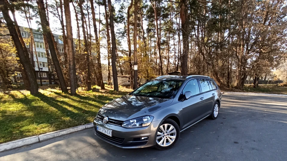 Volkswagen Golf Variant 𝓥𝓾𝓹𝓼𝓮𝓷` 5
