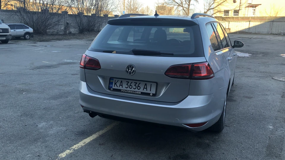 Volkswagen Golf Variant 2