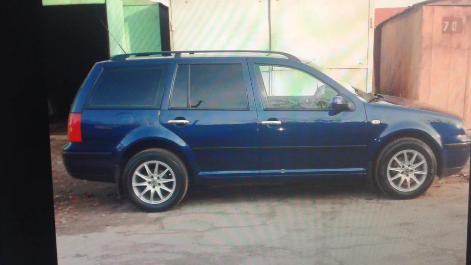 Volkswagen Golf Variant 2