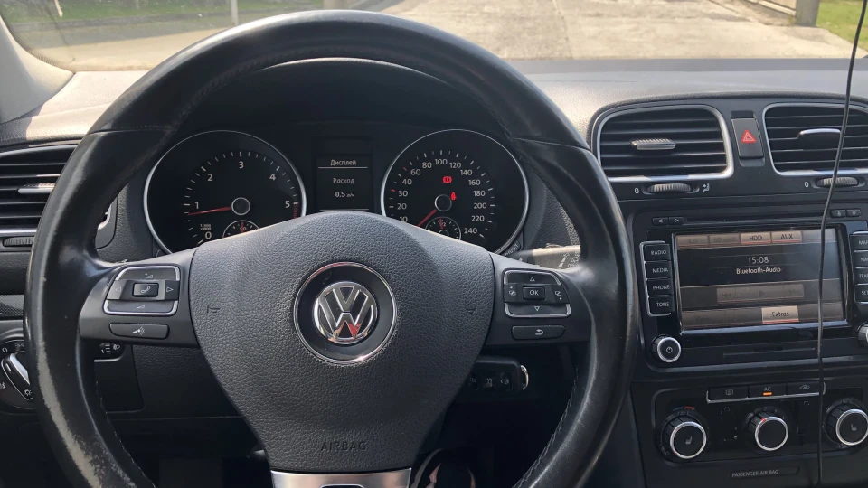 Volkswagen Golf Variant 2