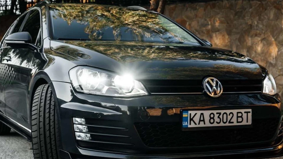 Volkswagen Golf Variant 2