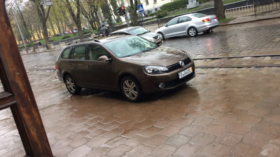 Volkswagen Golf Variant 2