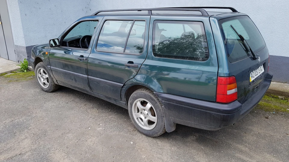Volkswagen Golf Variant 2