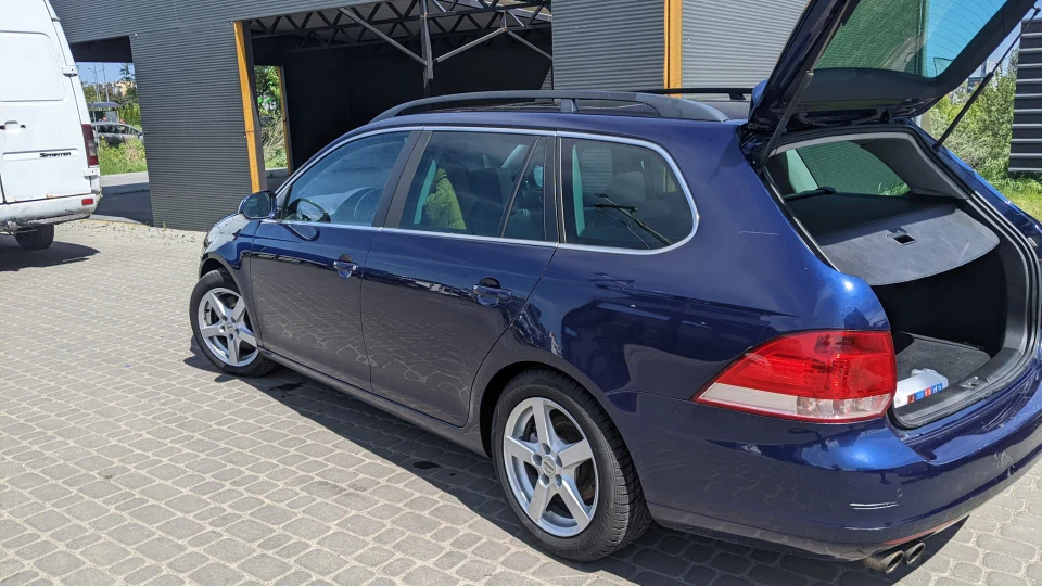 Volkswagen Golf Variant 1.4 турбо 3