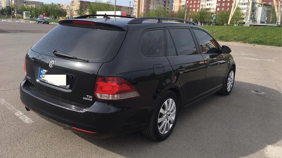Volkswagen Golf Variant 1.6 TDI BLUEMOTION 3