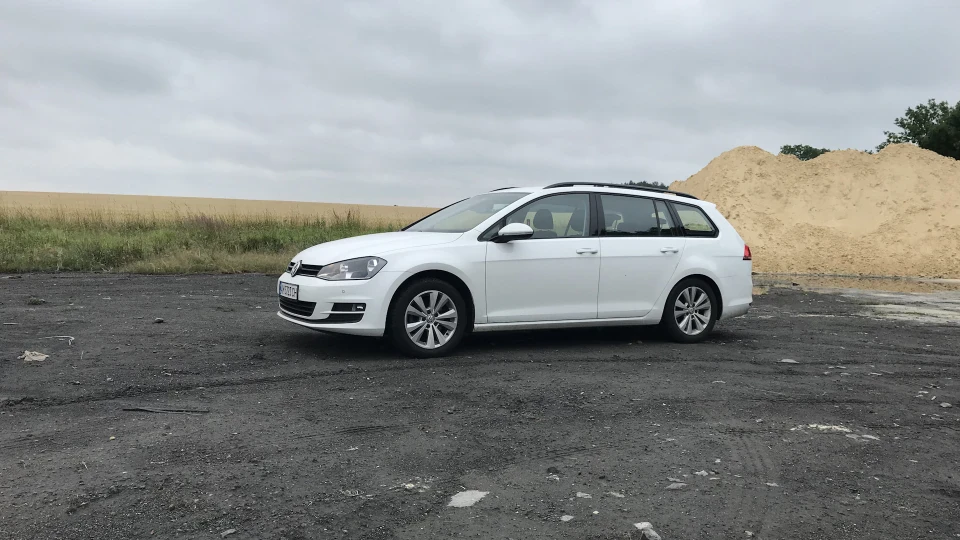 Volkswagen Golf Variant 1.6 TDI CR BlueMotion 4