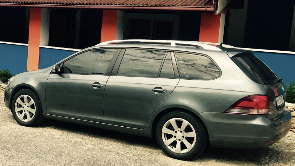 Volkswagen Golf Variant 1.6 TDI 2