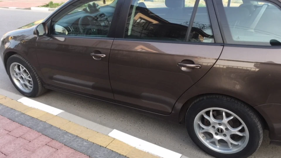 Volkswagen Golf Variant 1.6 TDI 4