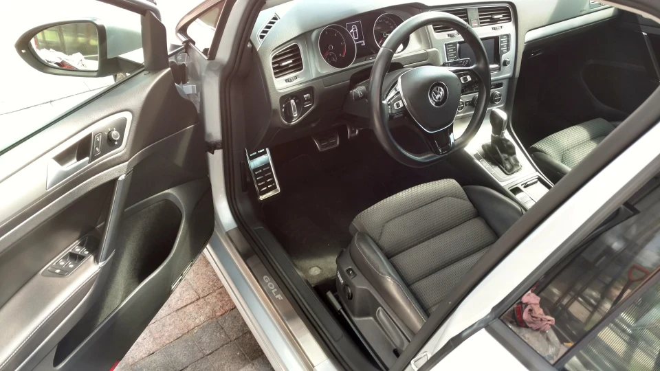 Volkswagen Golf Variant 1.6tdi dsg7 5