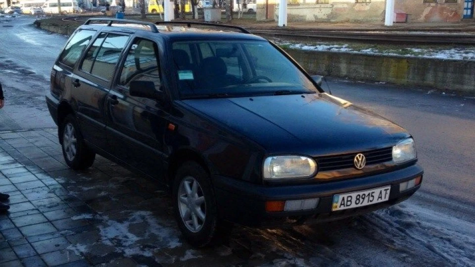 Volkswagen Golf Variant 1.8 джим-бім 2