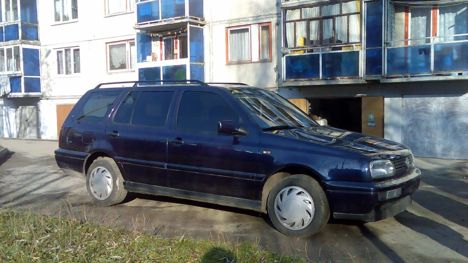 Volkswagen Golf Variant 1.8 mi 75 Ps 2