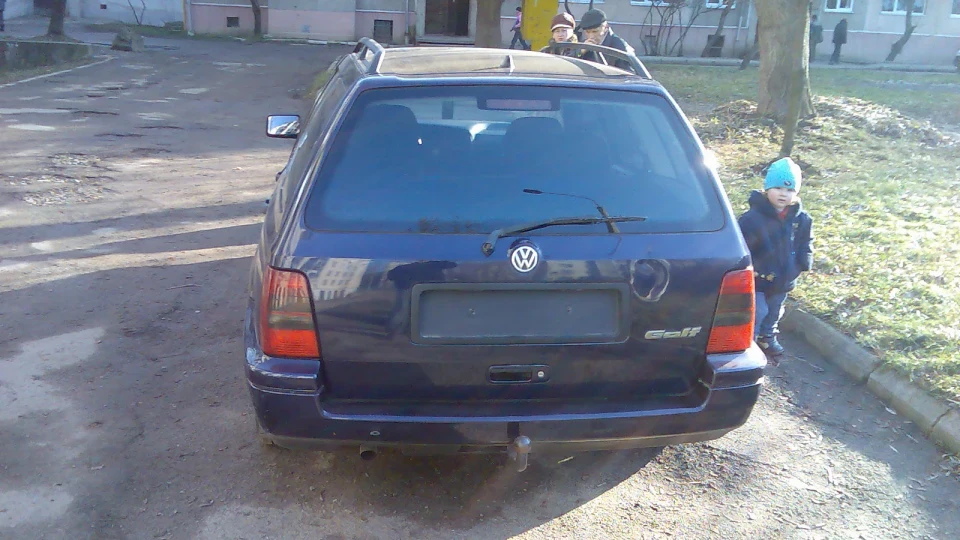 Volkswagen Golf Variant 1.8 mi 75 Ps 4