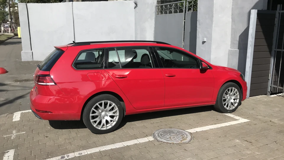 Volkswagen Golf Variant 4Motion Пожежна 5