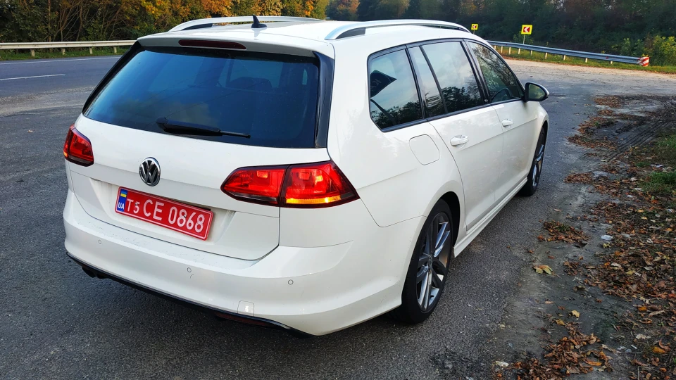 Volkswagen Golf Variant Allstar в R-line 2