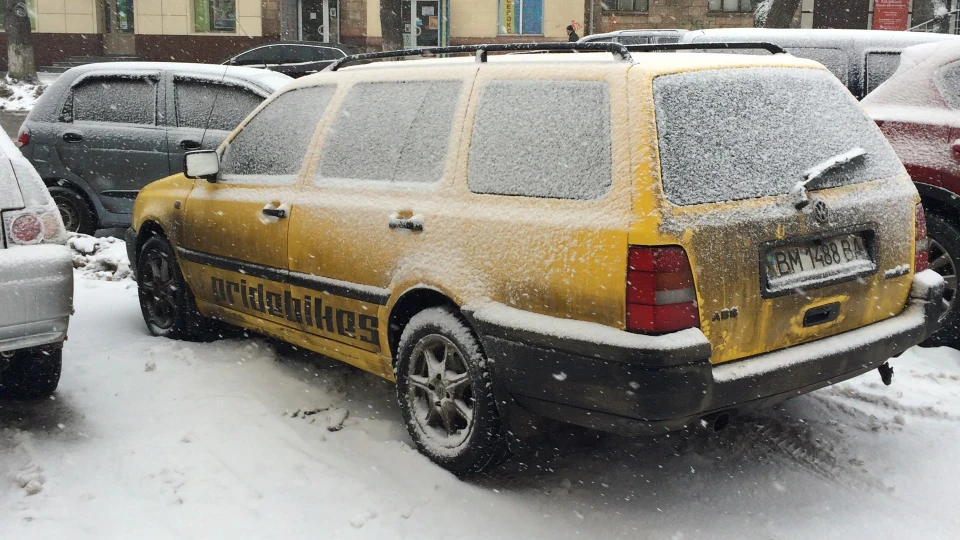 Volkswagen Golf Variant Банан 3