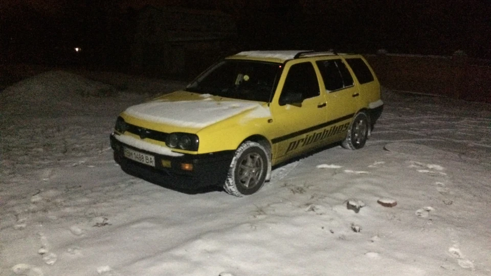 Volkswagen Golf Variant Банан 4