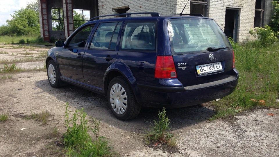 Volkswagen Golf Variant by Styling Garage 4
