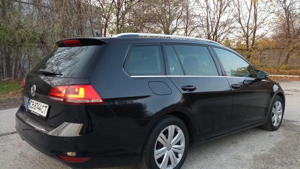 Volkswagen Golf Variant Highline 2.0TDI 2