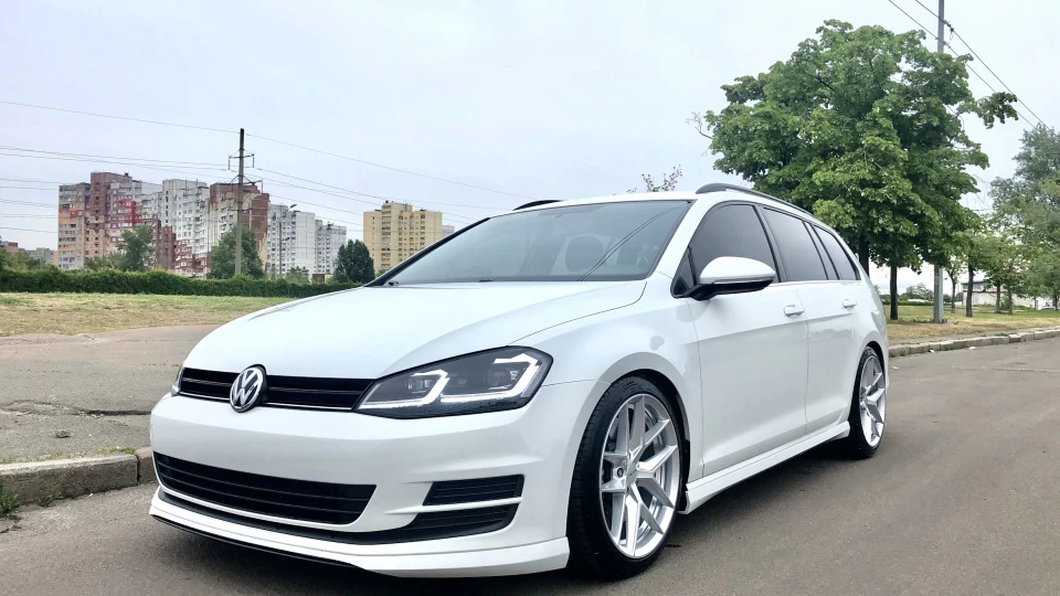 Volkswagen Golf Variant kill_boring_cars