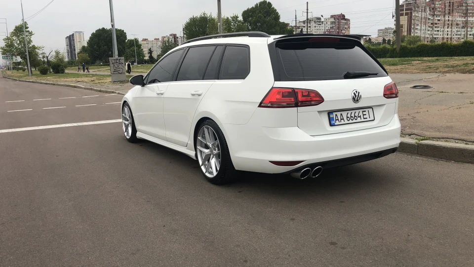 Volkswagen Golf Variant kill_boring_cars 4